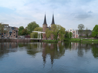 Panoramic view of Delft with east gate and typical bridge - 54486037