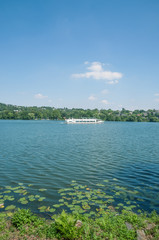 Blick auf Essen-Heisingen am beliebten Baldeneysee im Ruhrgebiet
