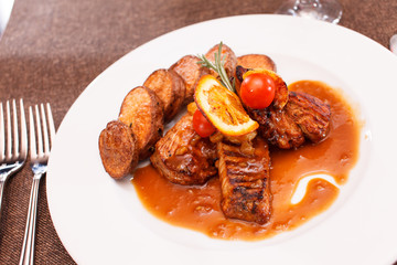 chicken with roasted potatoes