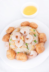 Chinese fried rice with prawn