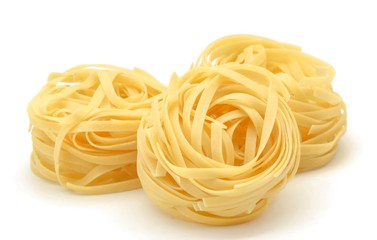 Nidos de pasta italiana al huevo