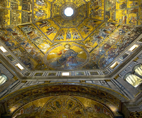 Fototapeta na wymiar Dome of Baptistery di San Giovanni. Florence, Italy