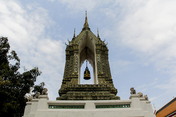 Fototapeta premium Wat Pho (Temple of the Reclining Buddha) in Bangkok