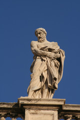Fototapeta na wymiar Detail of the statues surrounding the St. Peter's Square