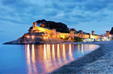 Tossa de Mar, Costa Brava, Spain, Fortess by night - obrazy, fototapety, plakaty