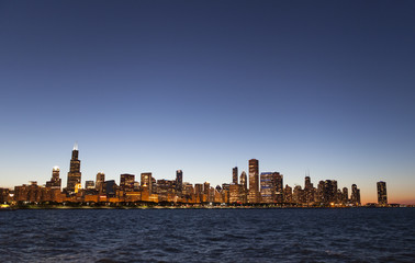 Fototapeta na wymiar Chicago noc skyline