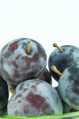 新鮮なプルーン