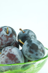 新鮮なプルーン