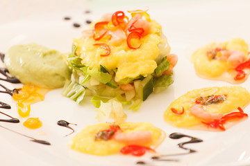 Salad with shrimps