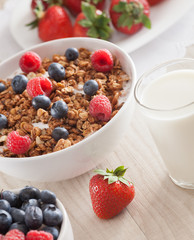 muesli with berries