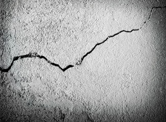 cracked concrete wall