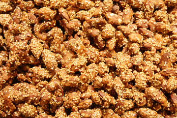 Sweet roasted almonds