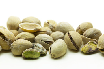 still life con pistacchi