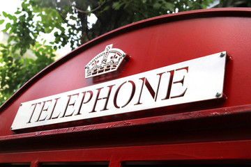 red telephone box