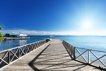 Obraz premium wooden pier in caribbean sea