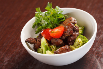 chicken liver with vegetables