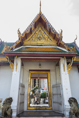 Fototapeta premium Wat Suthat Thailand