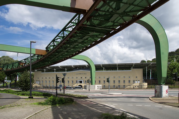 Schwebebahnkonstruktion  in Wuppertal © sehbaer_nrw