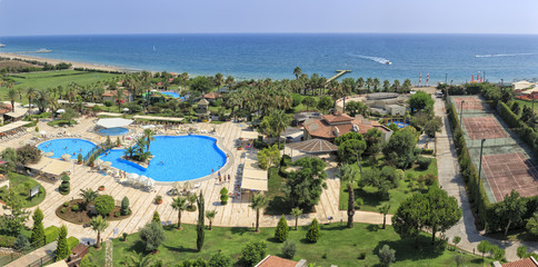 Obraz premium Garden of the Iberostar Bellis hotel