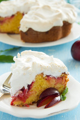 Plum cake with meringue.