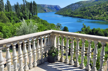 columns, terrace and the lake