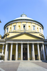 Fototapeta na wymiar Mediolan-San Carlo kolor elewacji kościoła obraz