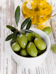olives with leaves