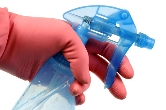 Coup de spray nettoyant