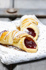 Shortbread cookies filled with jam