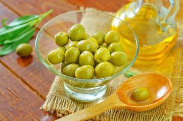 green olives and oil