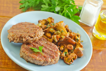 burgers with fried mushrooms