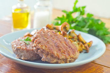 burgers with fried mushrooms