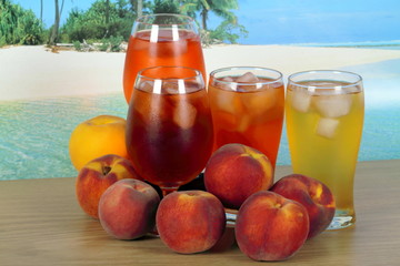 Cocktail di pesche gialle