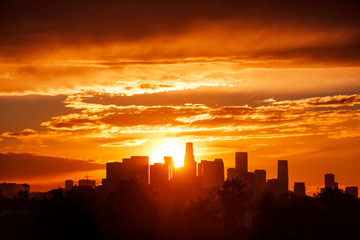 De stadshorizon van Los Angeles, zonsopgang