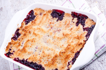 cherry crumble