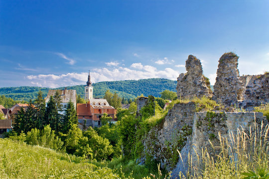 Town of Slunj church and fortress