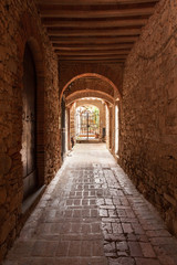 Fototapeta premium chiostro di San Francesco, Suvereto, Italy