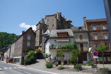 エスタン　Estaing