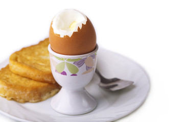 boiled egg and croutons