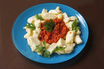 noodles with spicy vegetable sauce