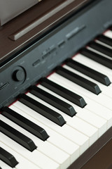 Fototapeta na wymiar Elektroniczne pianino