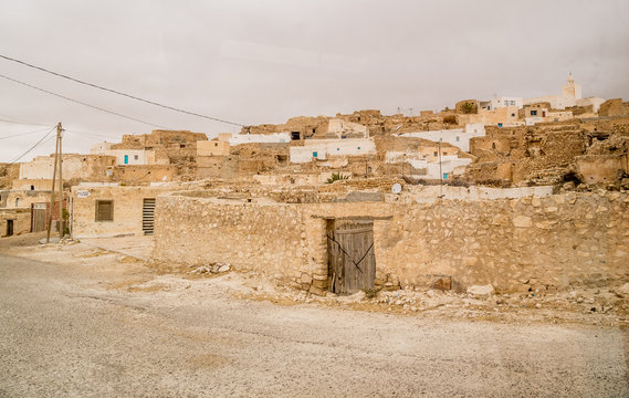 houses in oasis in Sahara desert, Tunisia