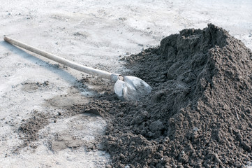 shovel  in dirt