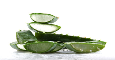Obraz premium aloe vera isolated