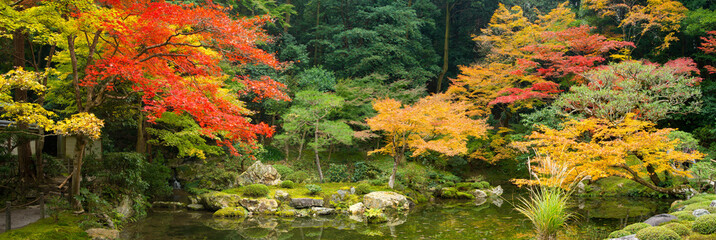 Panele Szklane Podświetlane  Ogród japoński jesienią