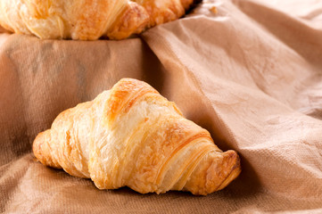 Single croissant