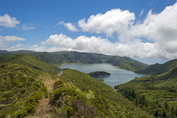 Obraz na płótnie Canvas Lake in a volcanic crater in the Azores