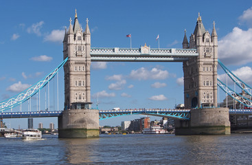Fototapeta na wymiar Tower Bridge, River Thames, London, 2013