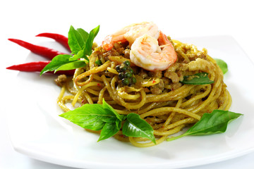Spaghetti thai style.