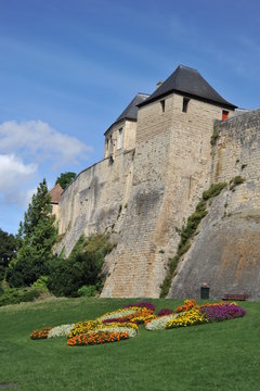 Fleurs et Fortification, Caen 1
